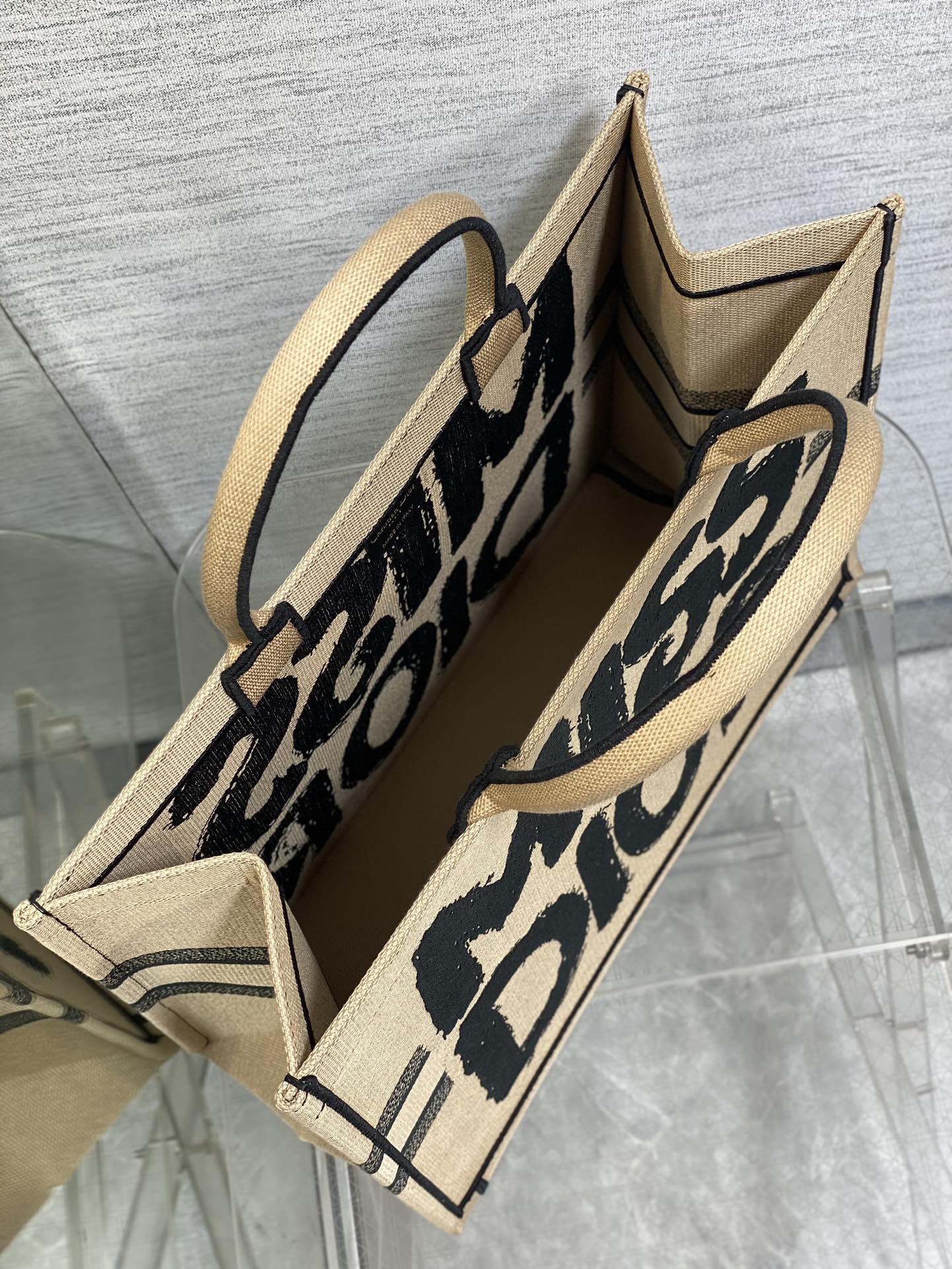 D-Book Tote