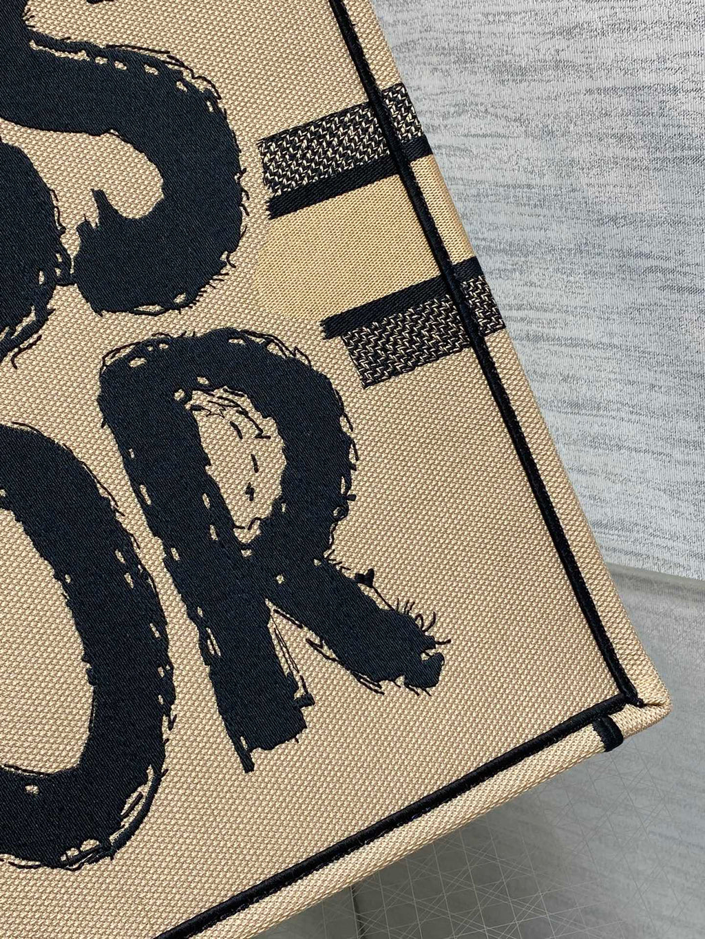 D-Book Tote