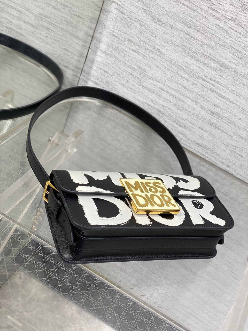 D-Mixed