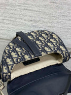 D-Saddle