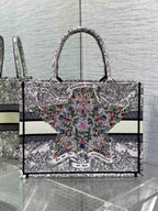 D-Book Tote