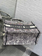 D-Book Tote