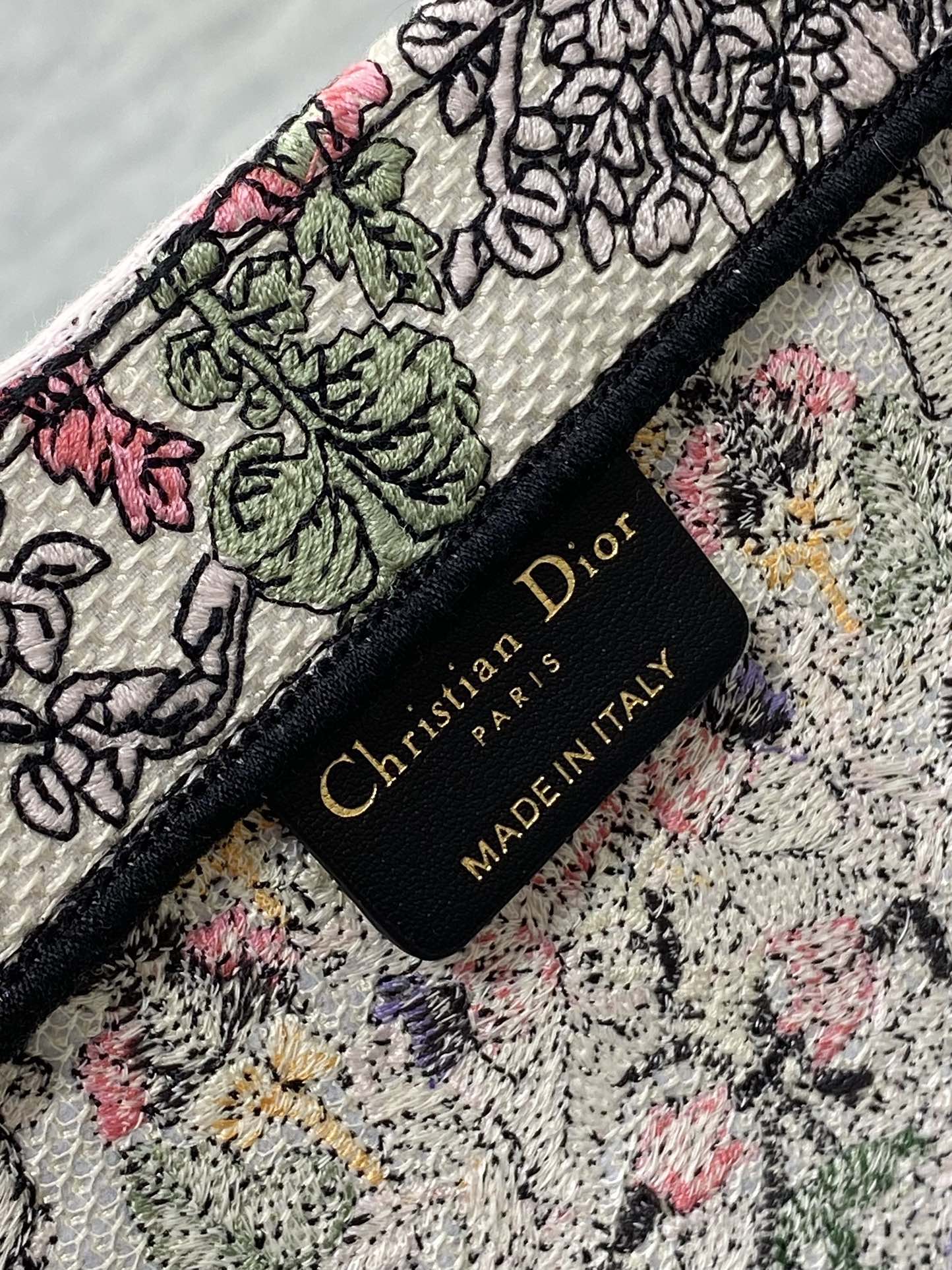 D-Book Tote