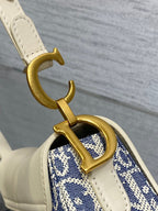 D-Saddle