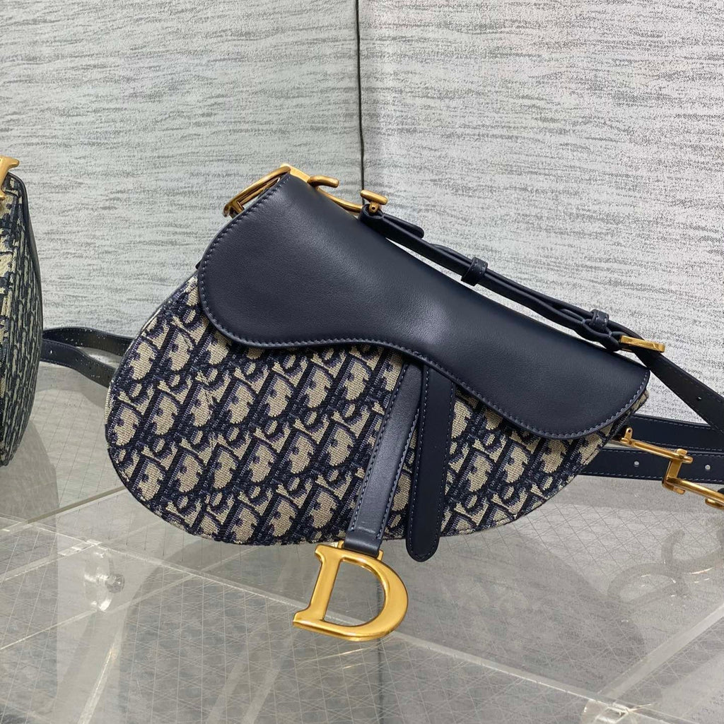 D-Saddle