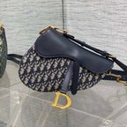 D-Saddle