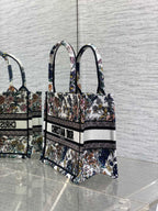 D-Book Tote