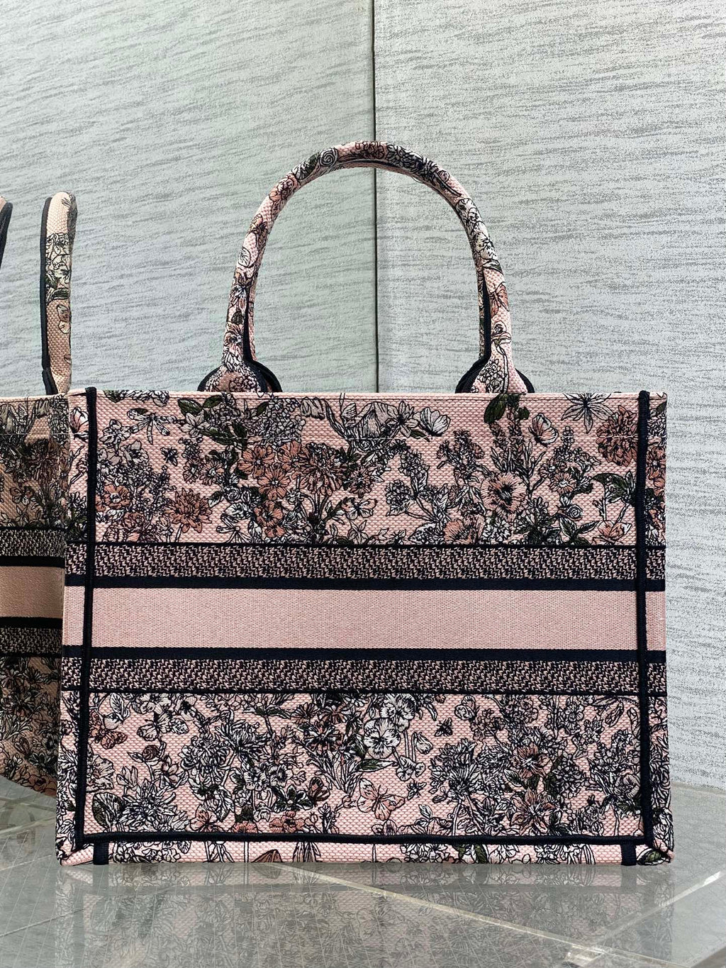 D-Book Tote