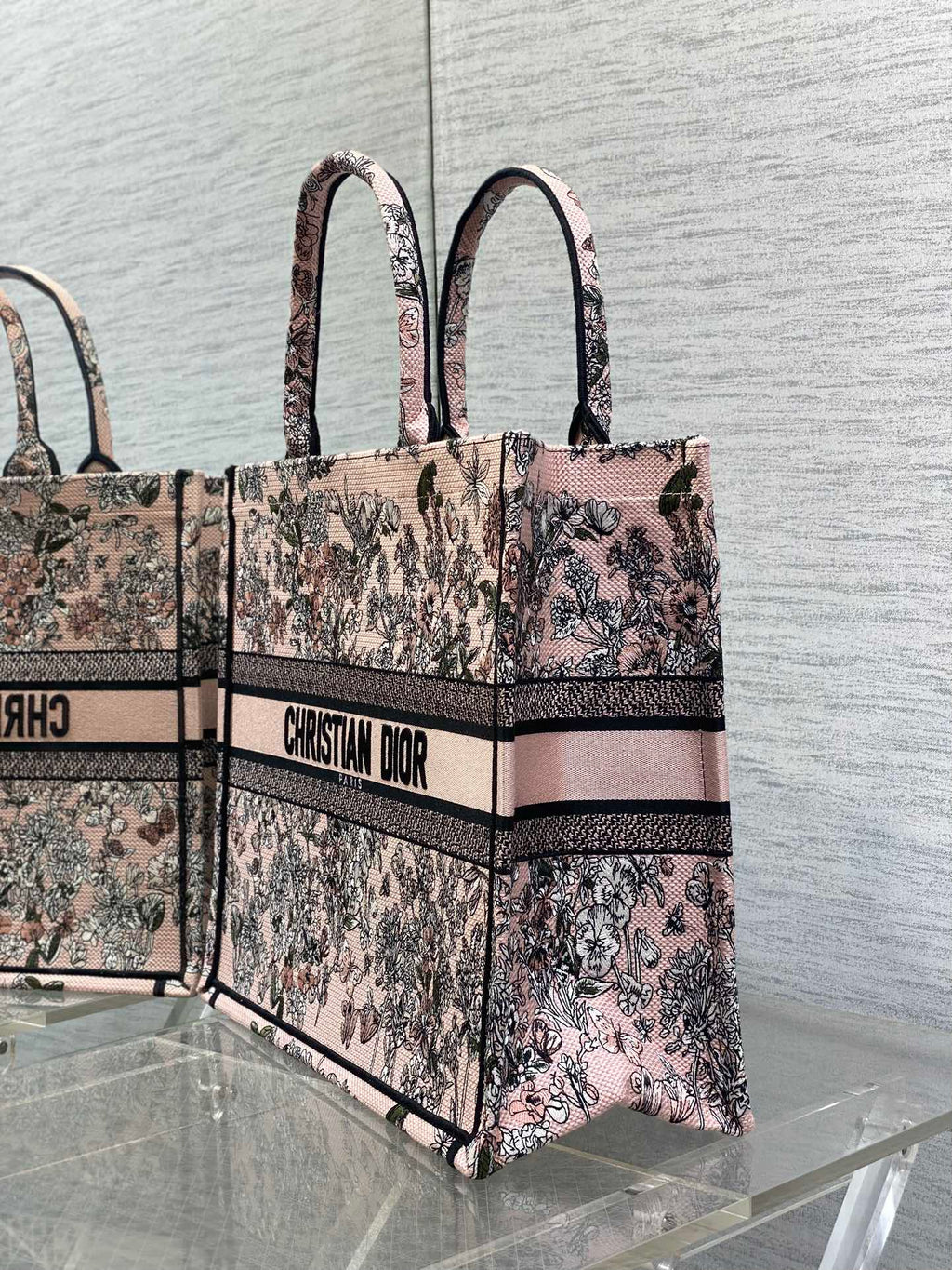D-Book Tote
