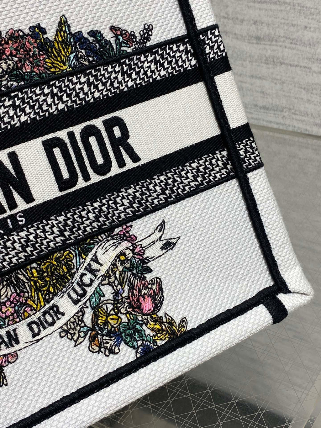 D-Book Tote