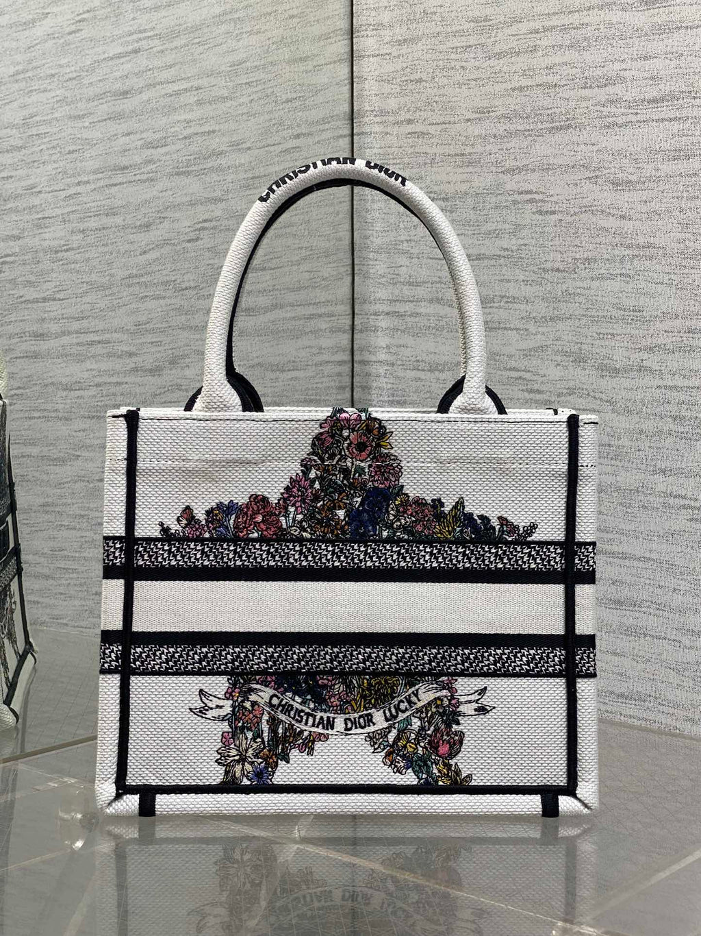 D-Book Tote