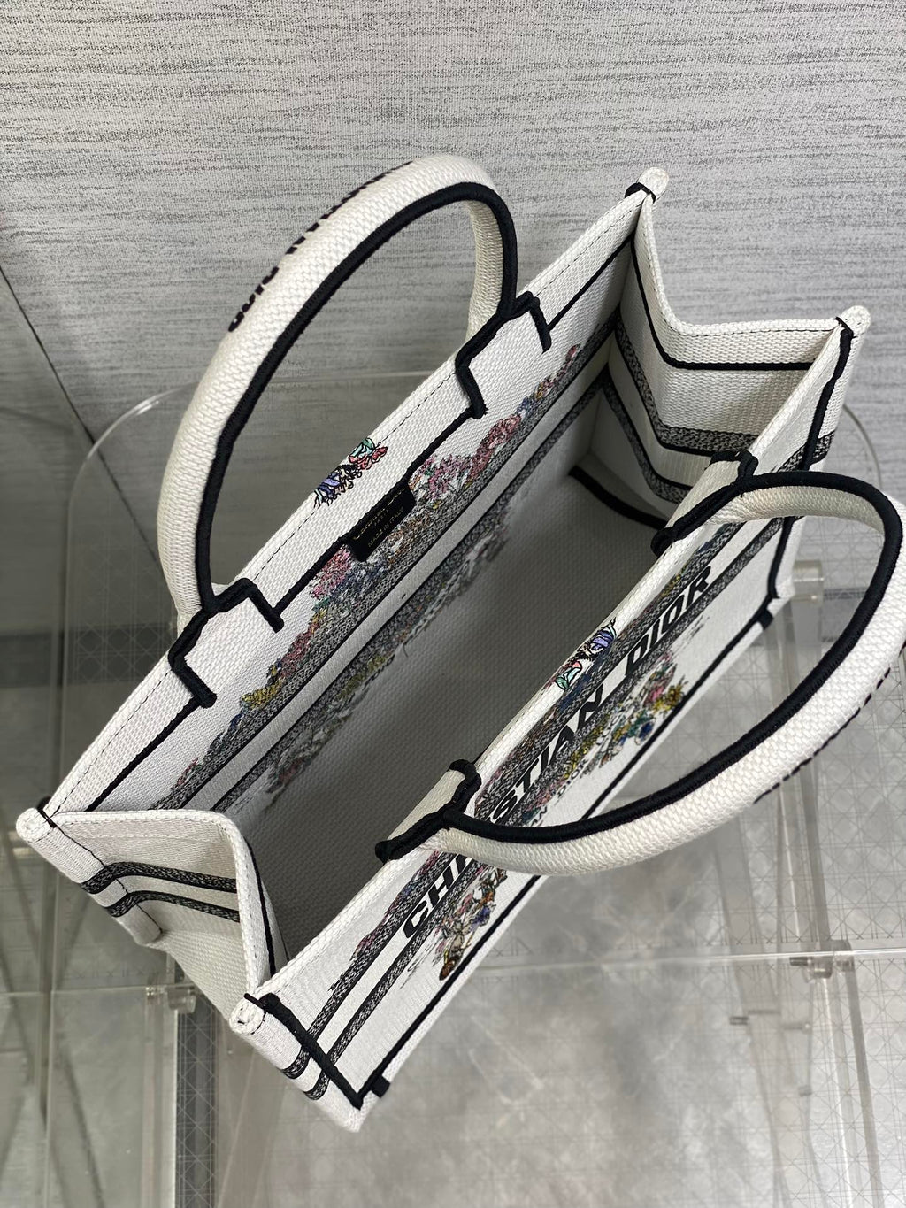 D-Book Tote