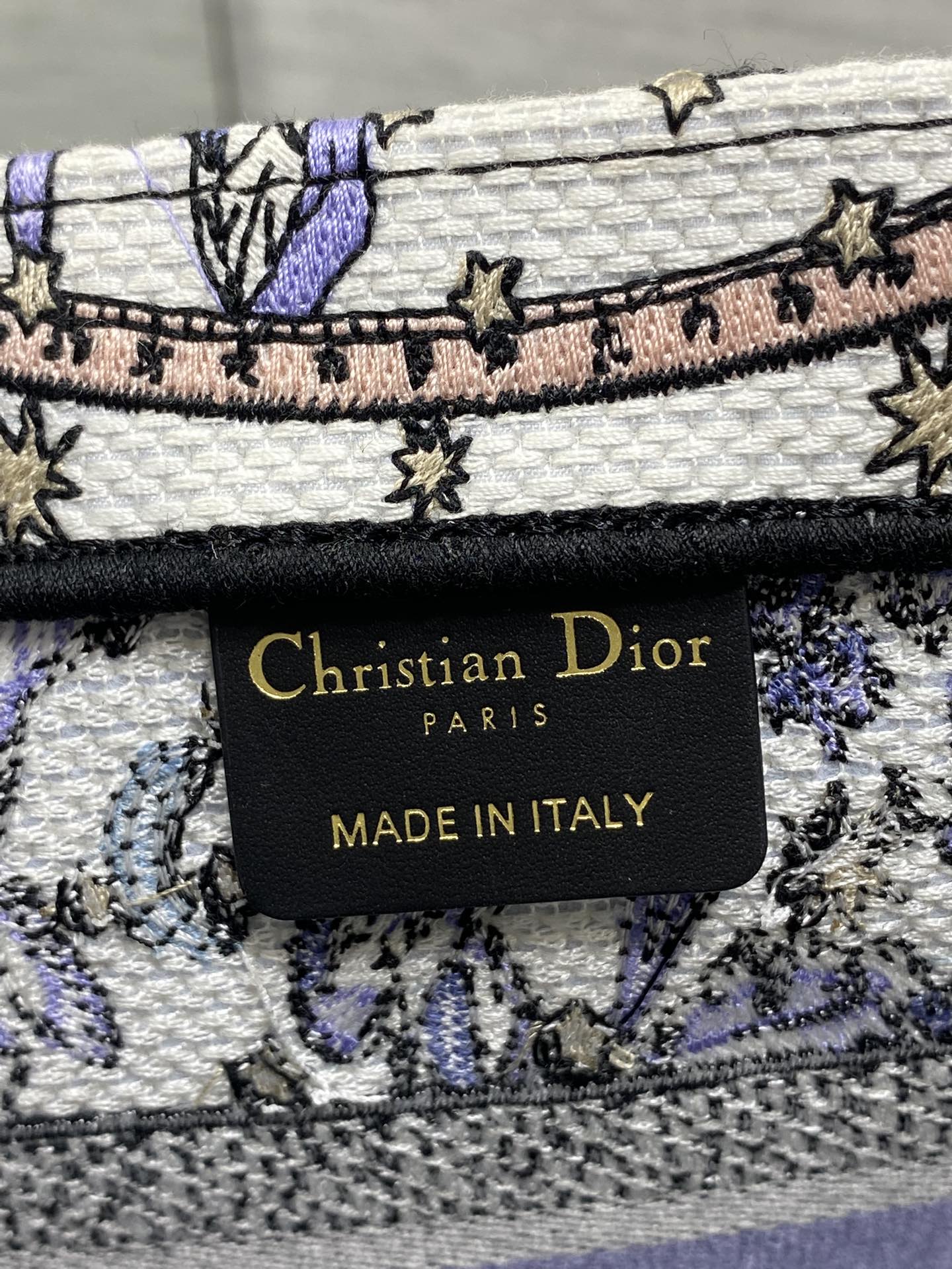 D-Book Tote
