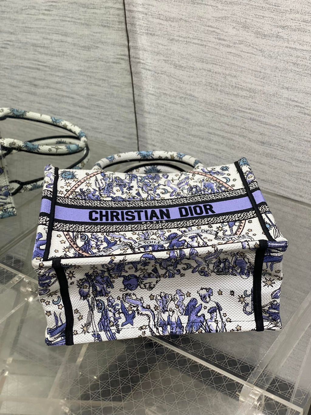 D-Book Tote