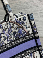 D-Book Tote