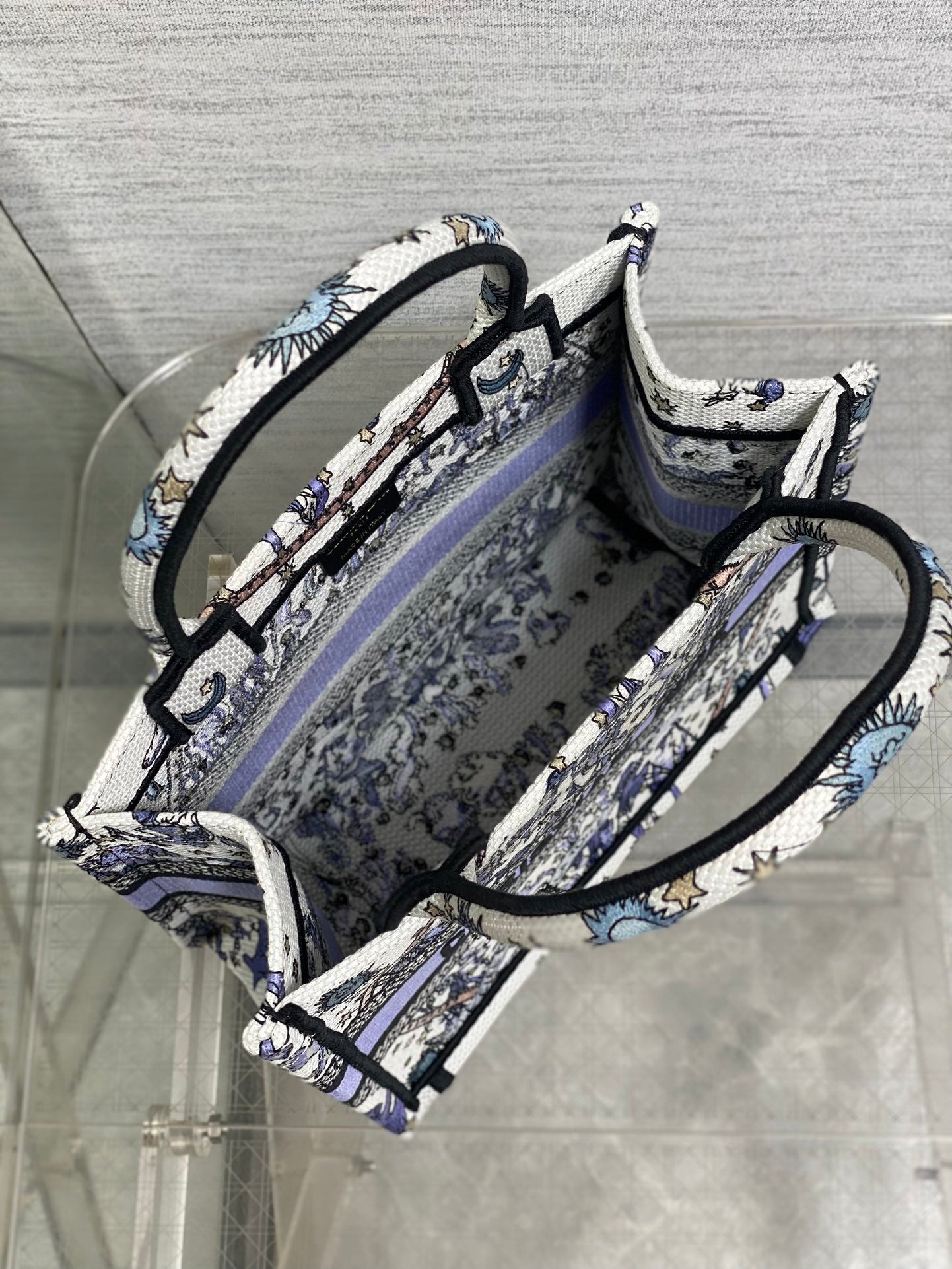 D-Book Tote
