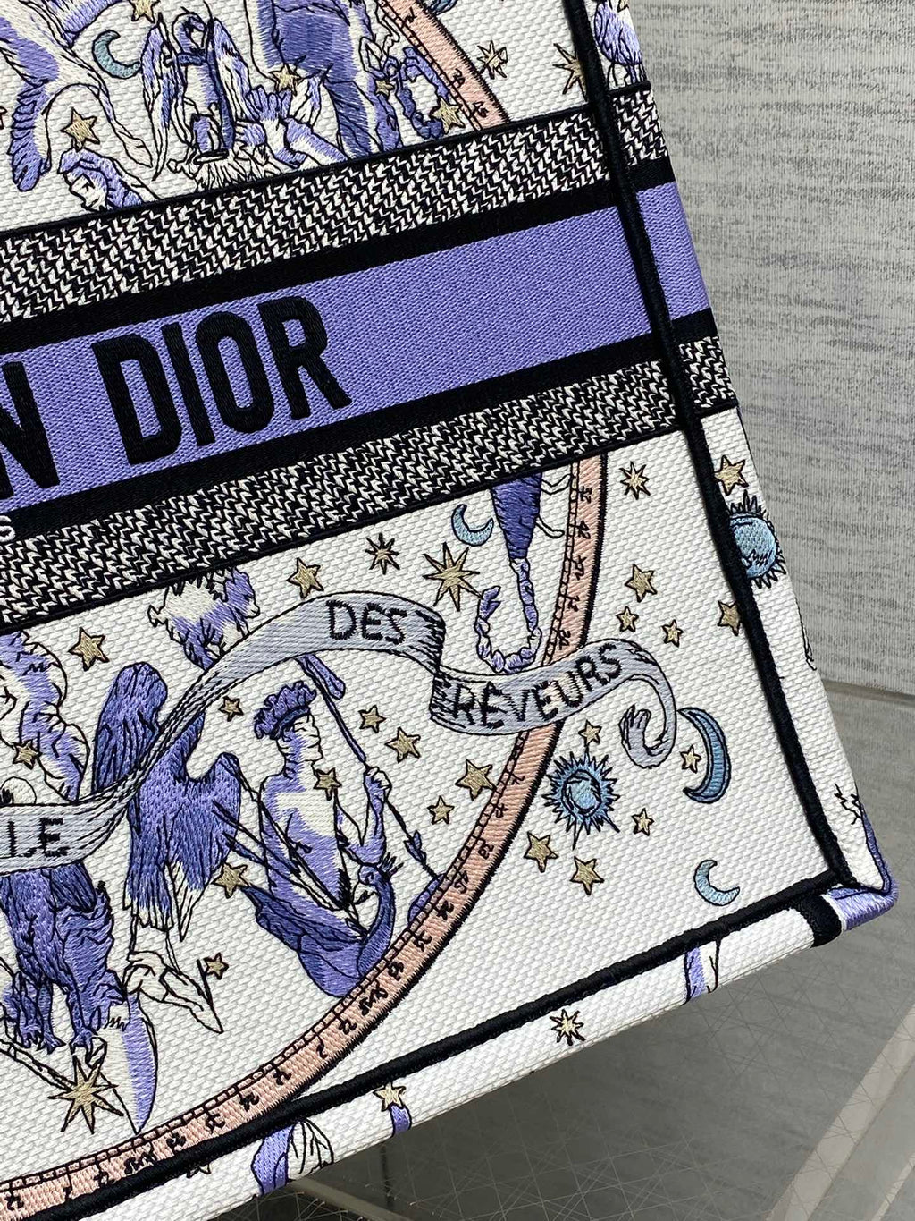 D-Book Tote