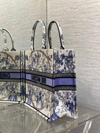 D-Book Tote