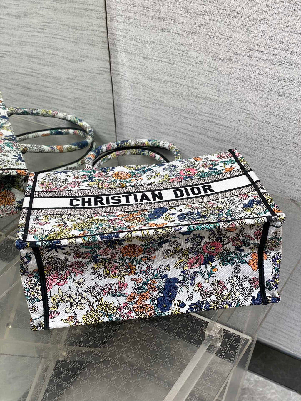 D-Book Tote
