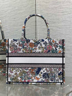 D-Book Tote