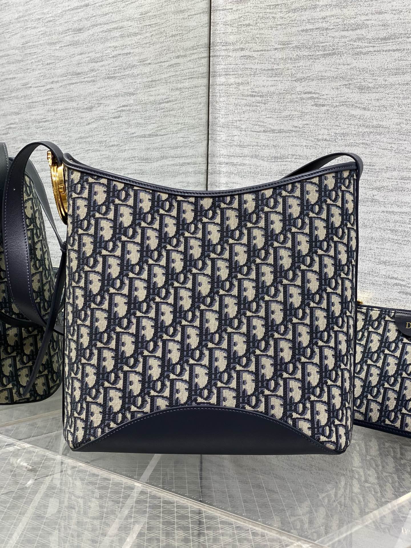 D-Book Tote