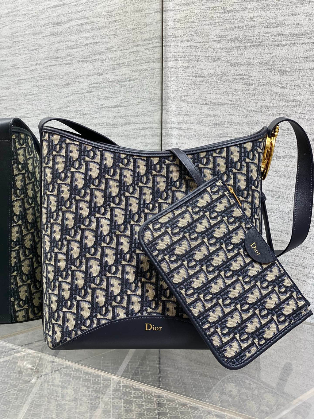 D-Book Tote