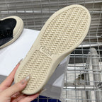 S-Sneakers