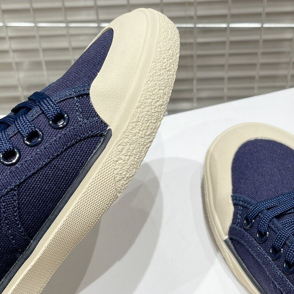 S-Sneakers