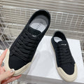 S-Sneakers