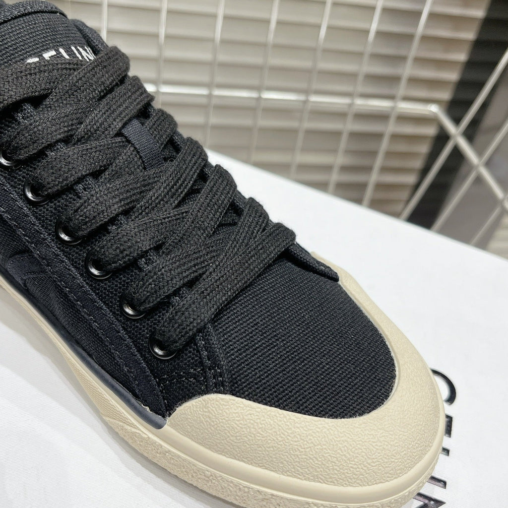 S-Sneakers