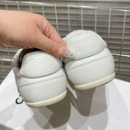 S-Sneakers