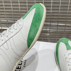 S-Sneakers