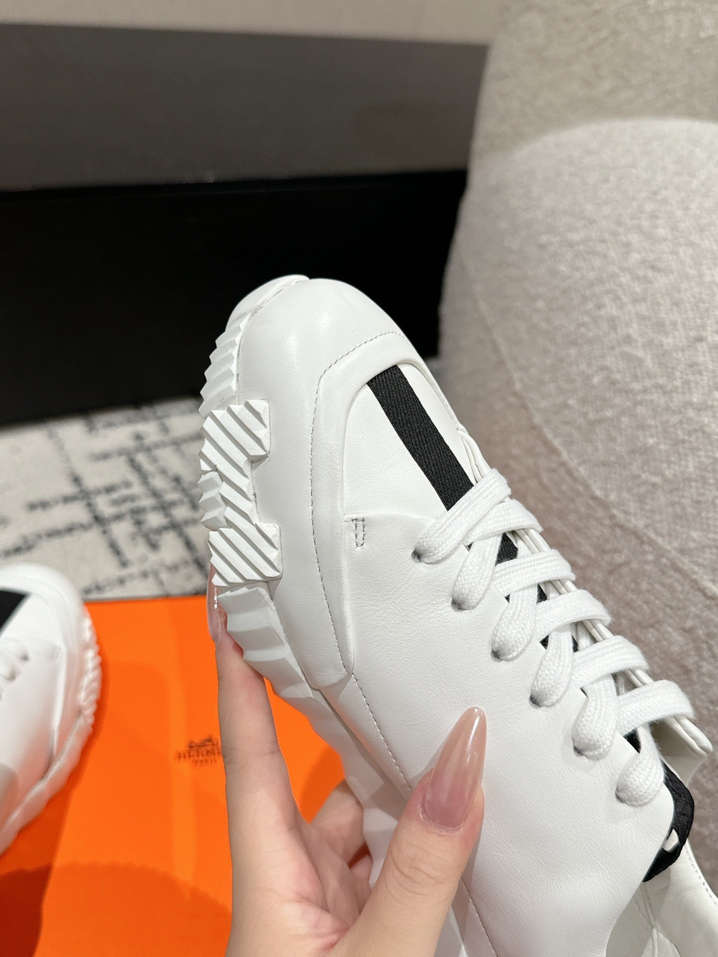 A-Sneakers