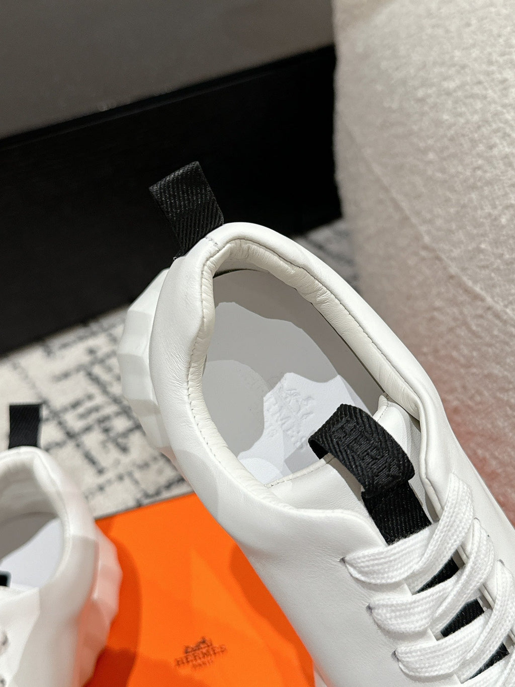 A-Sneakers