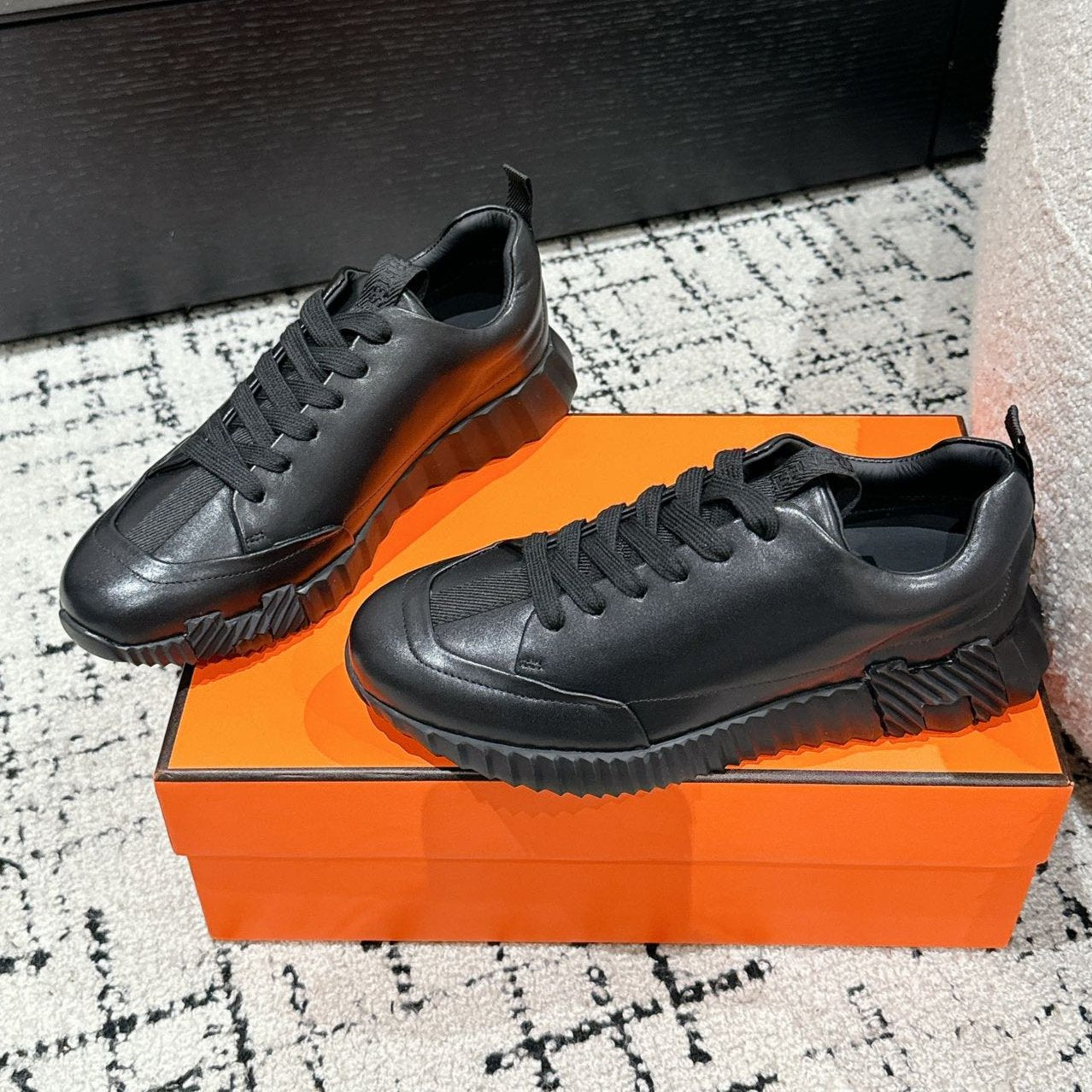 A-Sneakers