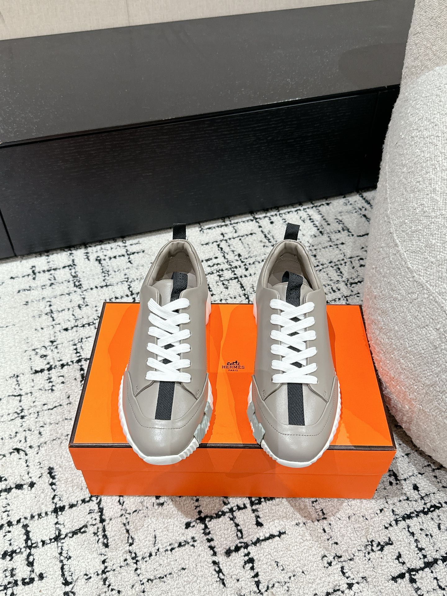 A-Sneakers