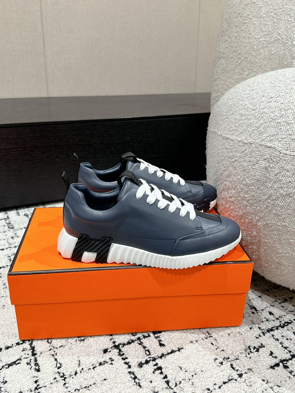 A-Sneakers