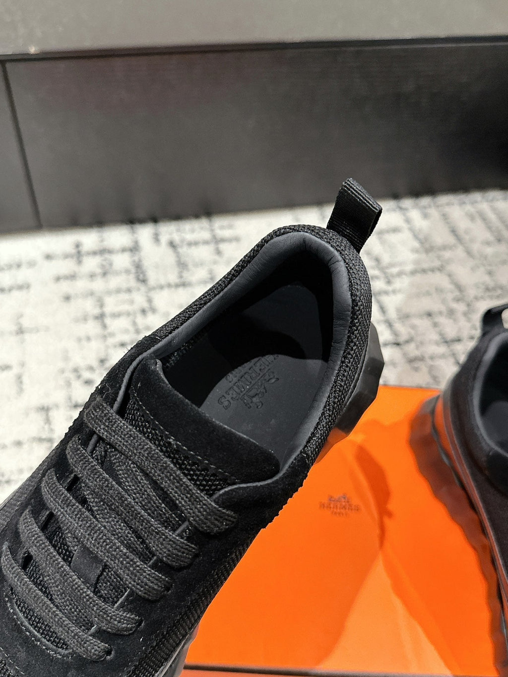 A-Sneakers