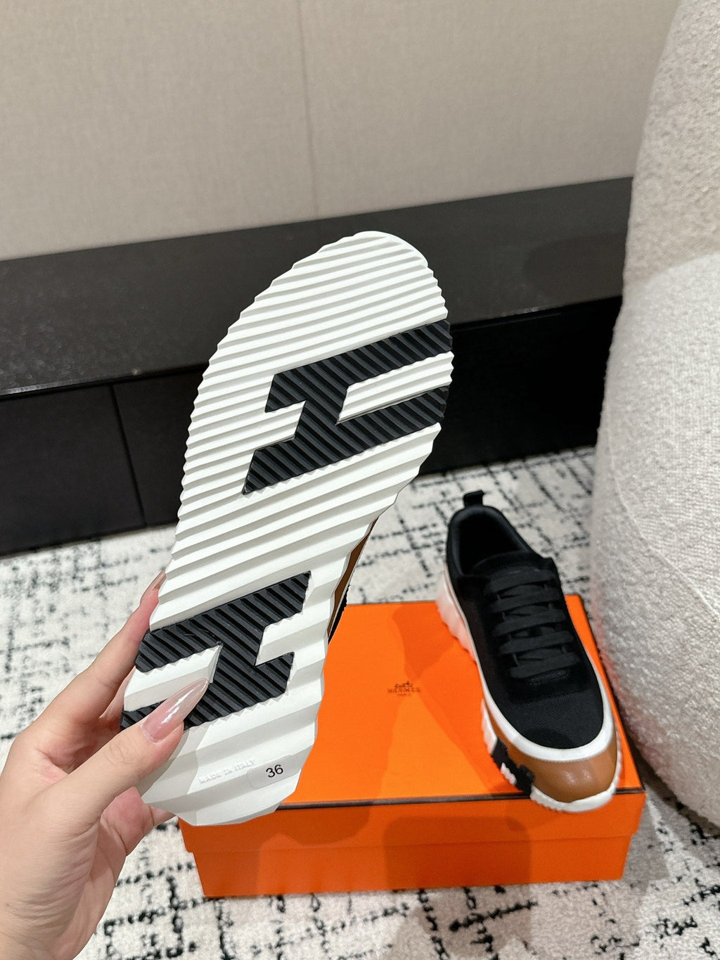 A-Sneakers