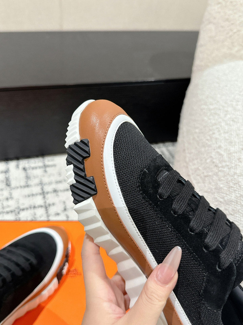 A-Sneakers