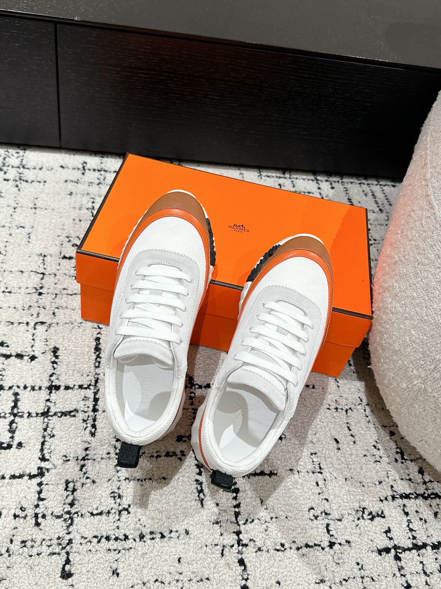 A-Sneakers