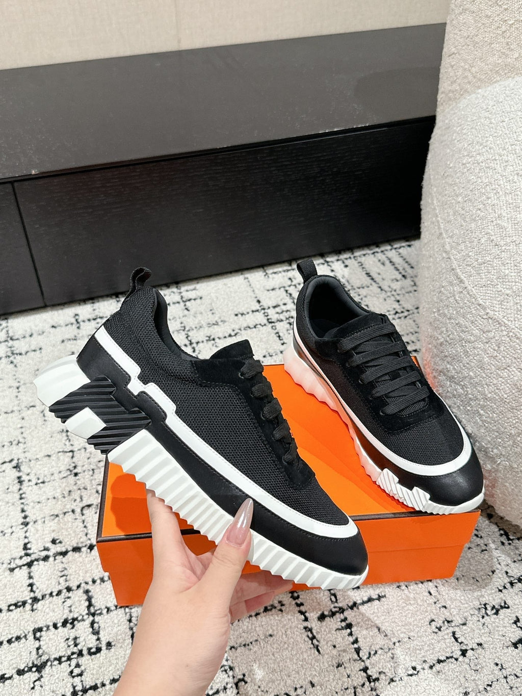 A-Sneakers