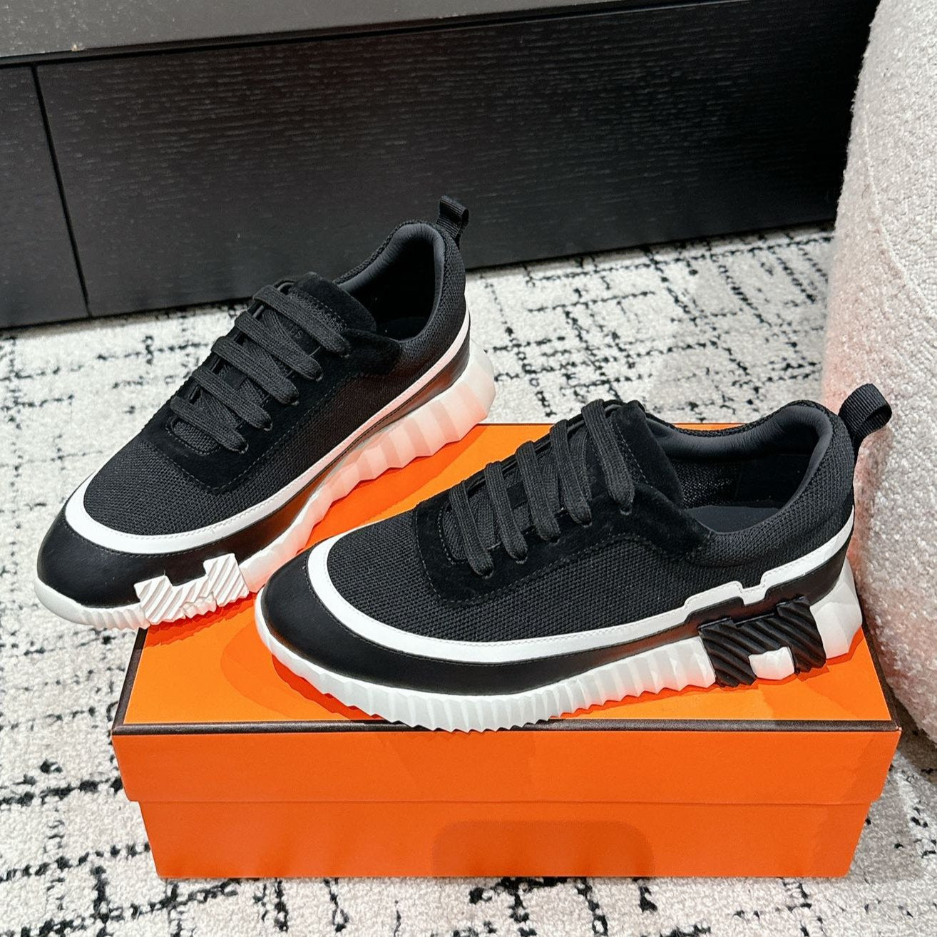 A-Sneakers