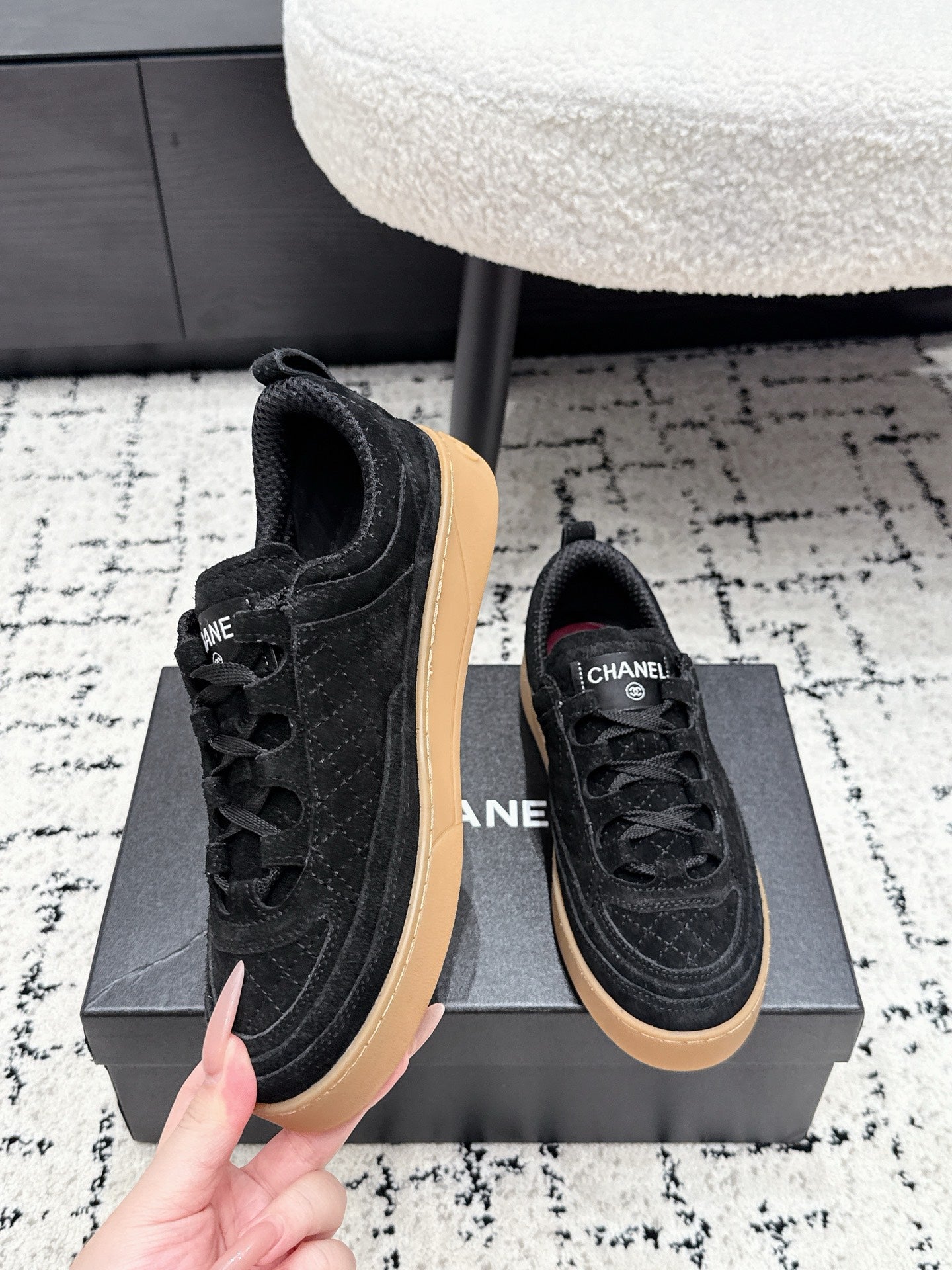 C-Sneakers