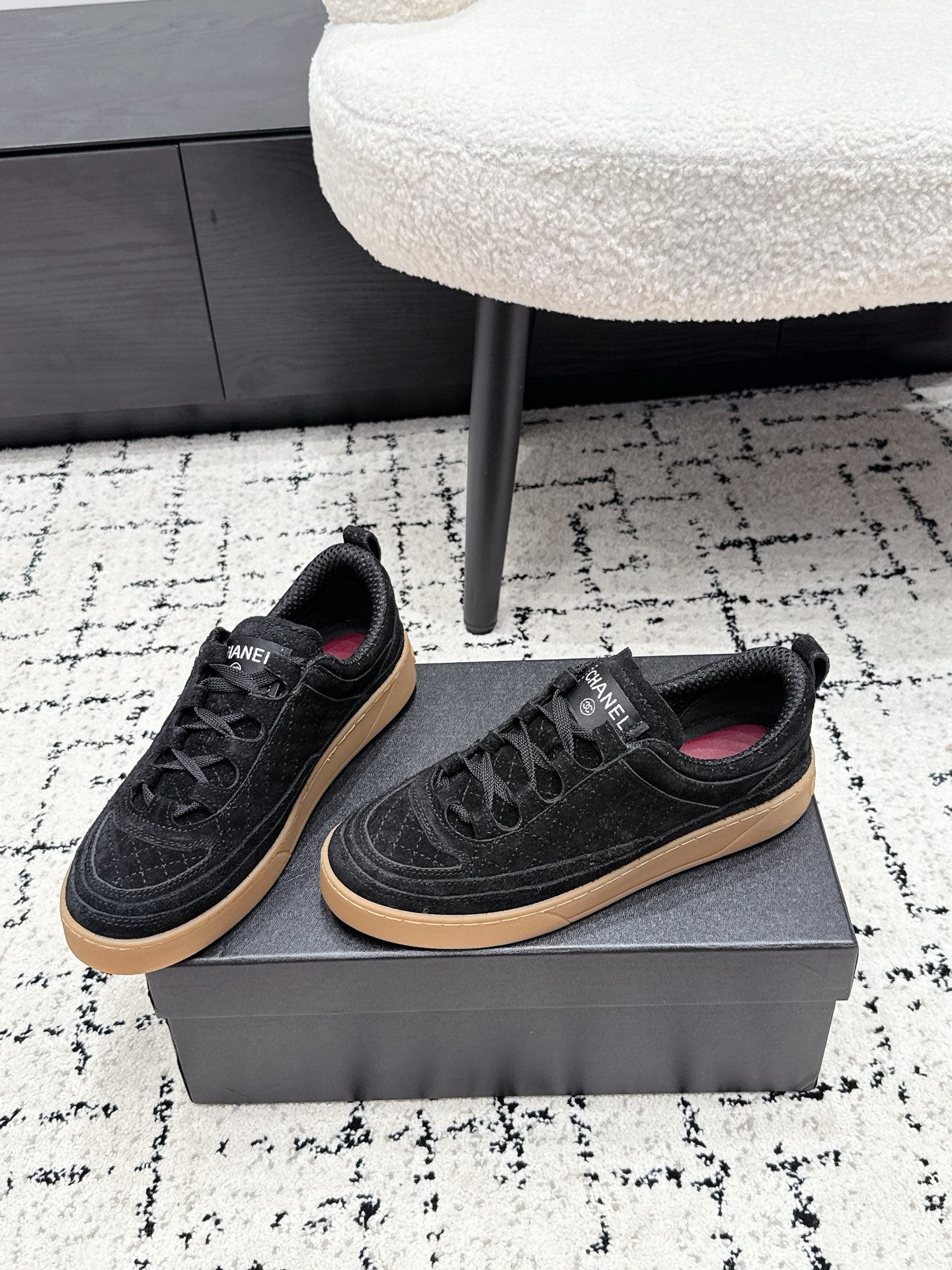 C-Sneakers