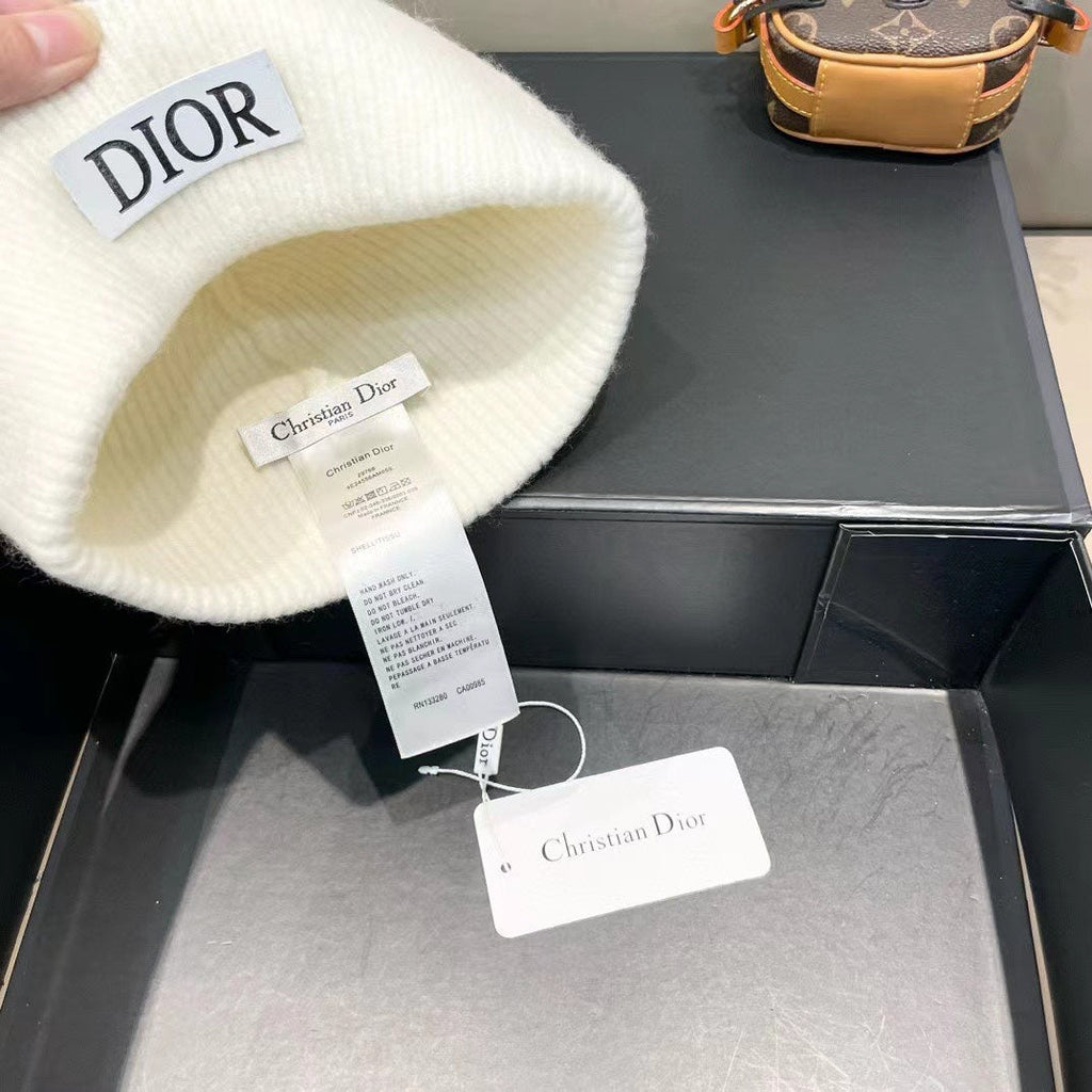 D-Cap