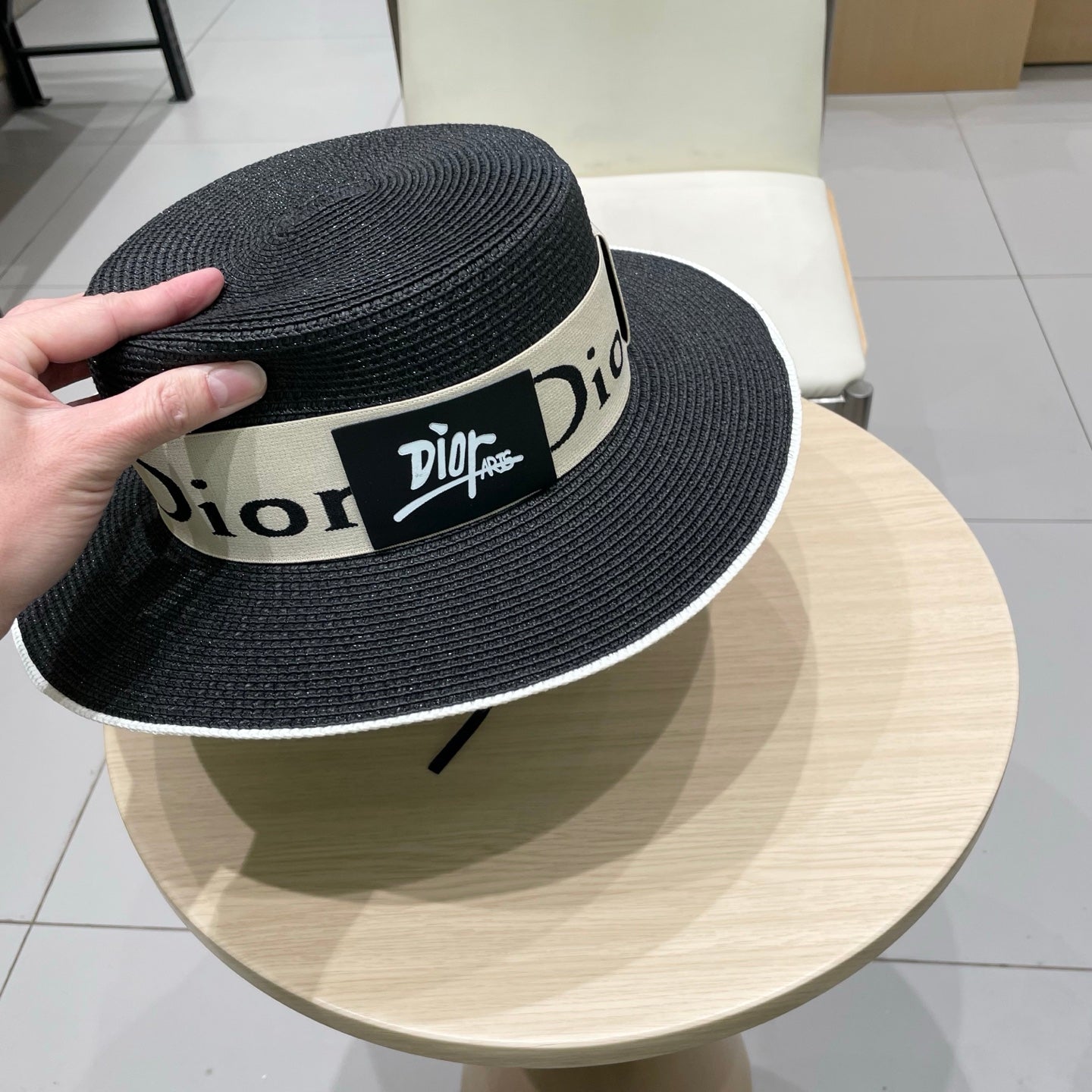 D-Cap