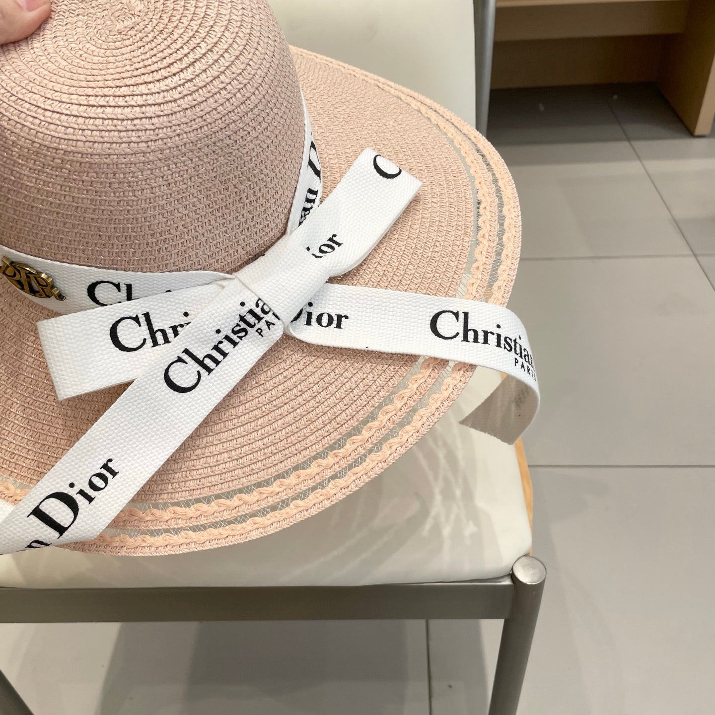 D-Cap