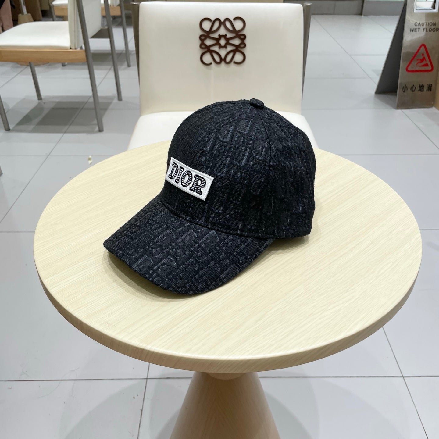 D-Cap