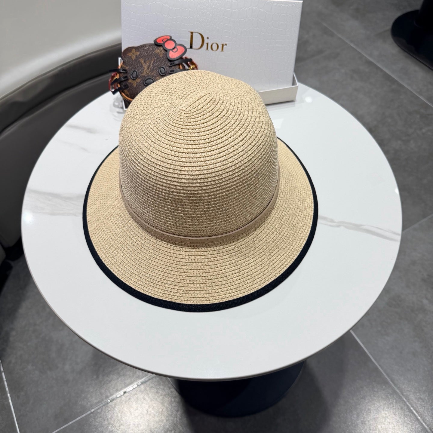 D-Cap